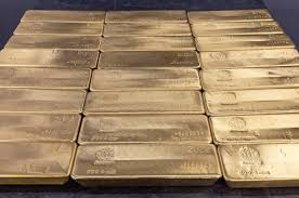 Global Gold Prices Surpass $4,600 Amid Market Fluctuations