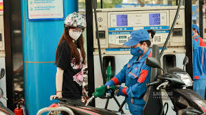 Global Oil Prices Drop by Over 6% on August 3