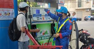 Global Oil Prices Slightly Rise Amidst Stalled US-Iran Talks