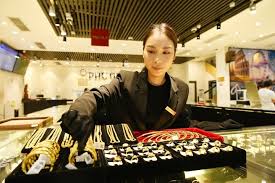 Gold Prices Continue to Rise Amid Economic Uncertainty