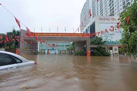 Hanoi Schools Delay Opening and Shift to Online Learning Due to Heavy Rain