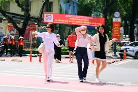 Heatwave Sweeps Northern and Central Vietnam