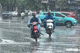 Heavy Rain Forecast for 15 Northern Provinces Starting Tonight