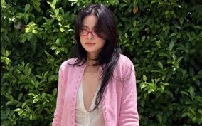 Hoàng Thùy Linh: A Decade of Musical Evolution and Fashion