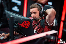 HooXi Reflects on Astralis' Loss to G2 at EWC 2026