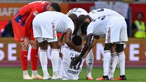 Jamal Musiala Collapses Again During Bayern Test Match