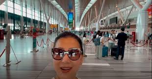 Nguyễn Cao Kỳ Duyên Surprised by New Look of Tan Son Nhat Airport