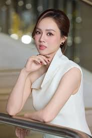 NSND Cong Ly's Wife Expresses Frustration Over Rumors