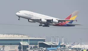 Passenger Sues Asiana Airlines for $100 Million After Vietnam Denial
