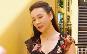 Phuong Oanh Finds Joy in Everyday Life Amidst Career Hiatus