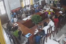 Principal's Outburst at Meeting Sparks Investigation