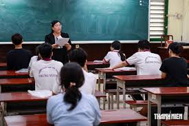 Public University Announces Additional Enrollment of 2,600 Students
