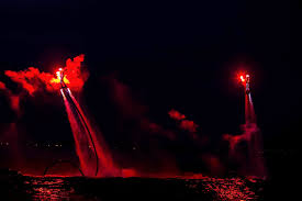 Quy Nhơn Hosts International Lion, Dragon Festival with Flyboard Show