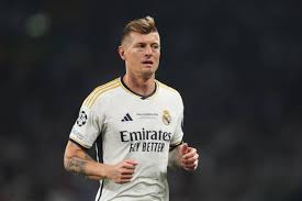 Real Madrid Risks Repeating Mistakes by Not Signing Midfielder