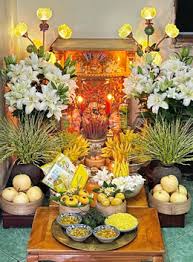 Ritual Offerings on the First Day of the Seventh Lunar Month