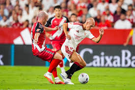 Sevilla Comes Back to Defeat Rayo Vallecano with Penalties