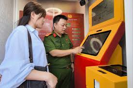 Smart Police Kiosk Launches in Hanoi to Enhance Public Safety