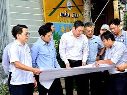 Survey of Four Urban Renovation Projects in Southern Canal Area