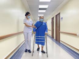Tam Anh Hospital Surpasses 100 Complex Joint Surgeries Using AI Robot