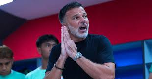 Thailand Coach Defends Vietnam Amid Naturalized Player Debate