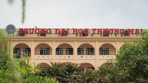 University Admission Scores Drop in Hanoi for 2026