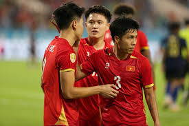 Vietnam and Singapore Advance to AFF Cup Semifinals