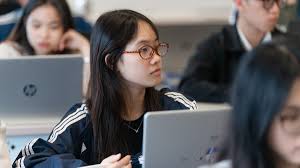 Vietnam's Education Ministry Plans to Reduce University Count