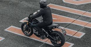 Vietnamese Electric Motorcycle Company Halts Project and Refunds Deposits