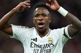 Vinicius Junior Discusses Mourinho's Advice Amid Transfer Rumors