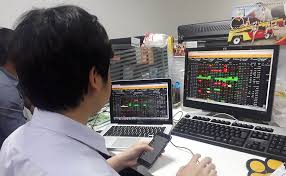 VN-Index in August: Opportunities or a Bull Trap?