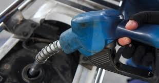 Why Fuel Prices Continue to Drop in Vietnam