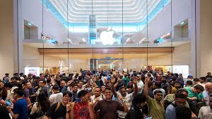 Apple Launches iPhone 18 Pro and New Devices Worldwide