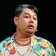 Artist Bao Bao of Huynh Long Traditional Theater in Critical Condition