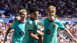 Barcelona Dominates Levante in La Liga Clash