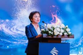 Cao Thi Ngoc Dung's Family to Lend Over 1 Trillion VND to PNJ