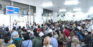 Chợ Rẫy Hospital Sets New Record with 10,000 Patient Visits in a Day