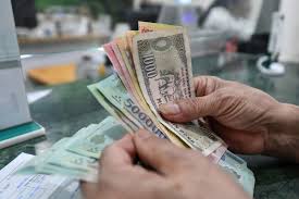 Delayed Departure Due to Overpaid Tax of 40,000 VND