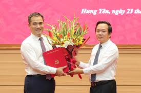 Deputy Director of Vietnam National University Nominated for Vice Chairman of Hung Yen Province