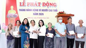 Elderly in Vinh Long Contribute to Community Development