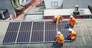 EVN Clarifies Rooftop Solar Installation and Selling Excess Power