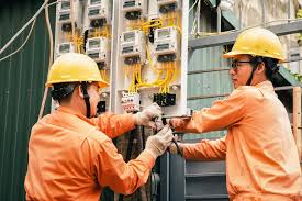 EVN Reports Over 12 Trillion VND Profit in 8 Months