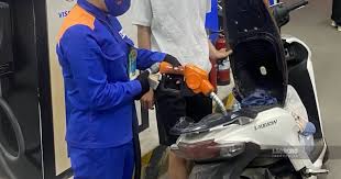 Fuel Prices Rise in Vietnam as of September 18
