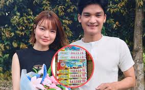 Mạc Văn Khoa's Wife Wins Lottery for the First Time