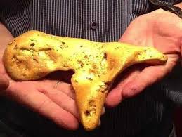 Massive 5.5 kg Gold Nugget Worth 24 Billion VND Discovered