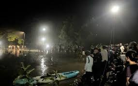 Missing 10th Grader Swept Away by Floodwaters in Quang Tri