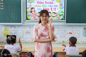 Nearly 2,750 School Leaders in Ho Chi Minh City to be Reduced