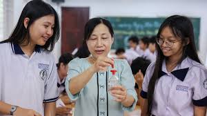 New Regulations Allow Teachers to Offer Additional Classes