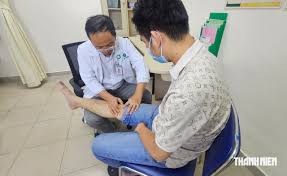 Rainy Weather Can Aggravate Joint Pain: Tips from Doctors
