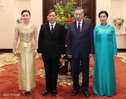 Thai King and Queen Attend State Banquet in Vietnam