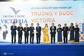 Victoria University Establishes New Medical Training School in Hanoi